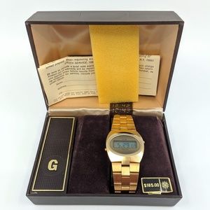 VTG1970S GRUEN TELESTAR LCQ IV DIGITAL LCD WATCH